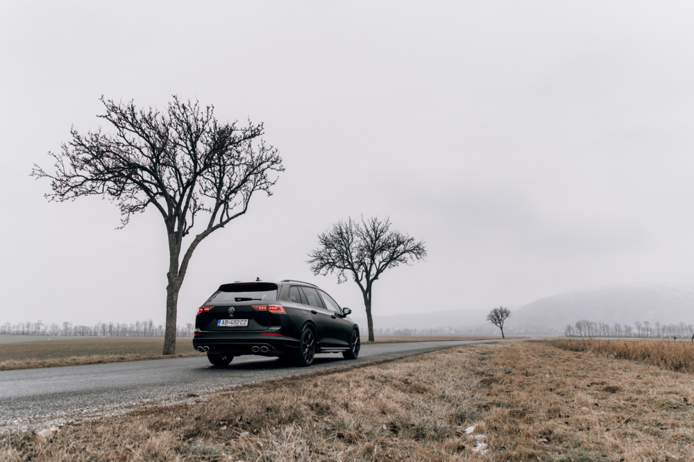 Volkswagen Golf R Variant